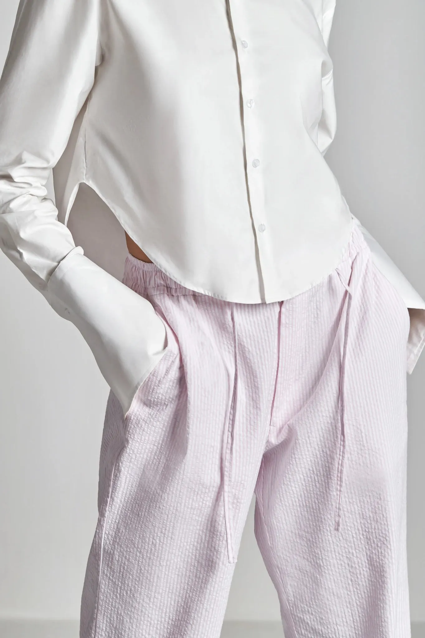 Bone Round Cropped Shirt
