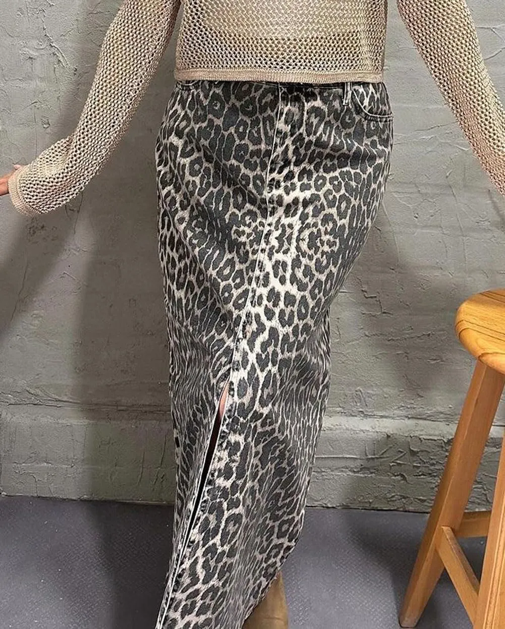 CHARTOU Women Y2k Leopard Denim Skirt Sexy Slit High Waist Long Pencil Jean Skirt