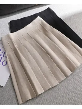 Pleated mini skirt
