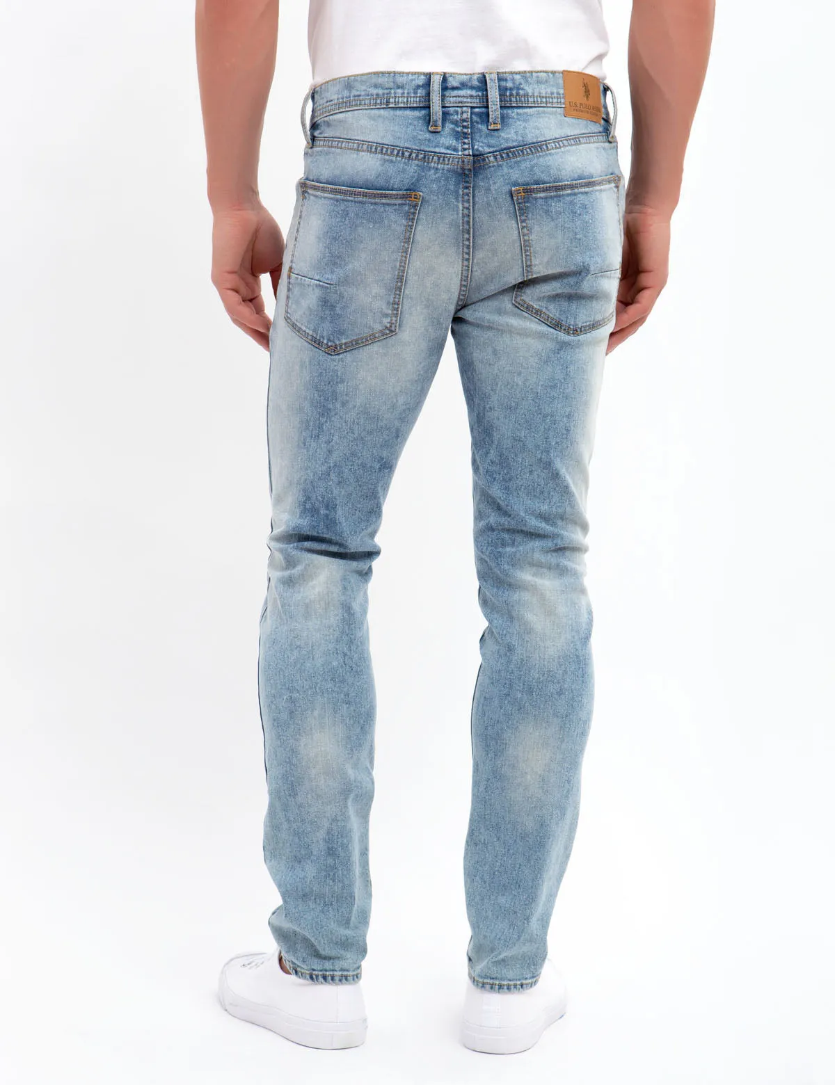 SKINNY FIT JEANS